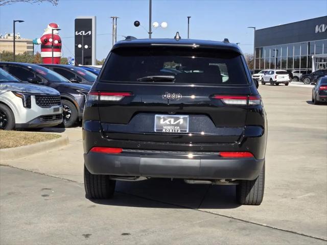2025 Jeep Grand Cherokee L Altitude 4x2