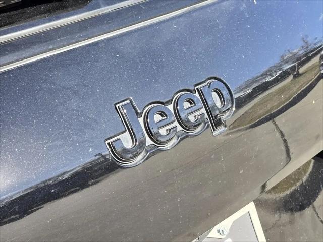 2025 Jeep Grand Cherokee L Altitude 4x2
