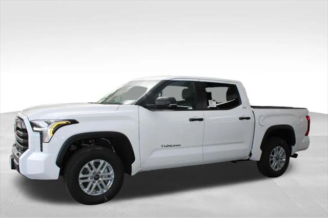 2026 Toyota Tundra SR5 CrewMax 5.5' Bed