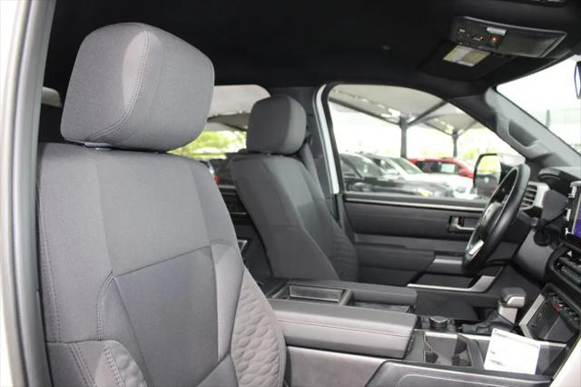 2026 Toyota Tundra SR5 CrewMax 5.5' Bed