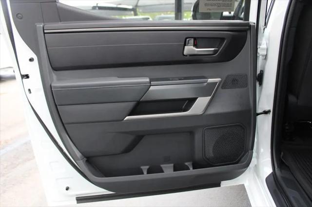 2026 Toyota Tundra SR5 CrewMax 5.5' Bed