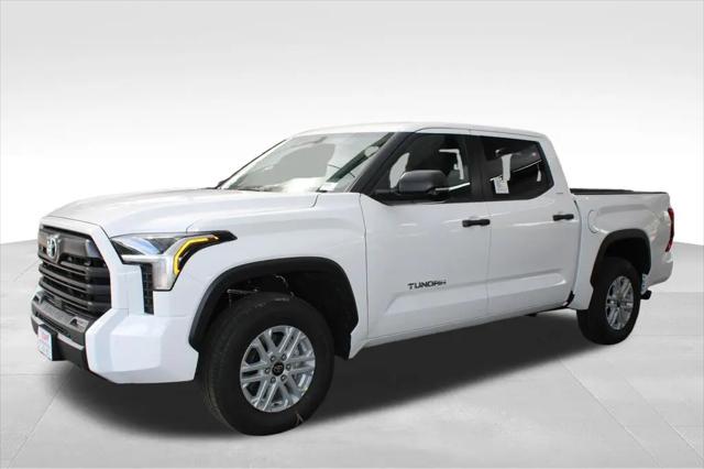 2026 Toyota Tundra SR5 CrewMax 5.5' Bed