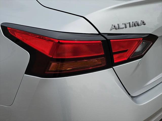 2026 Nissan Altima SV FWD