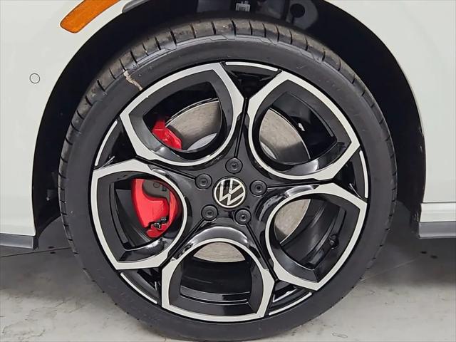 2026 Volkswagen Golf GTI Autobahn