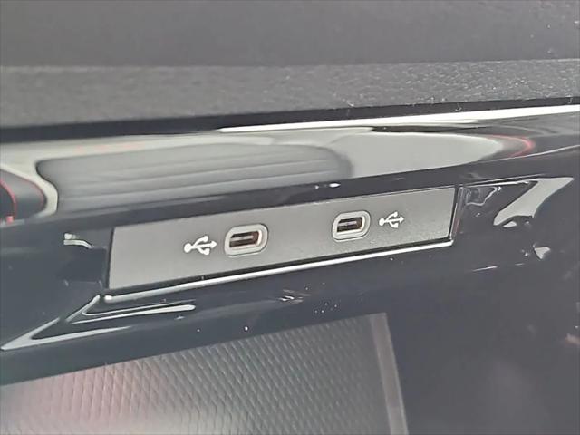 2026 Volkswagen Golf GTI Autobahn