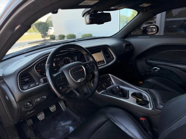 2016 Dodge Challenger R/T Plus