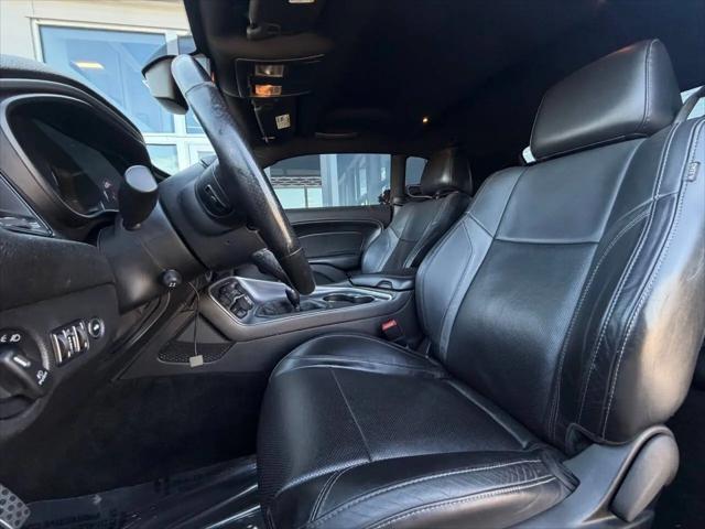 2016 Dodge Challenger R/T Plus