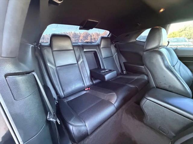2016 Dodge Challenger R/T Plus
