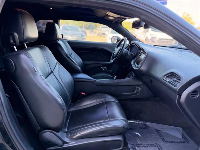 2016 Dodge Challenger R/T Plus