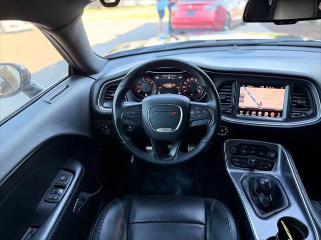 2016 Dodge Challenger R/T Plus