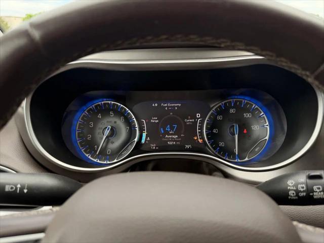 2017 Chrysler Pacifica Touring-L Plus
