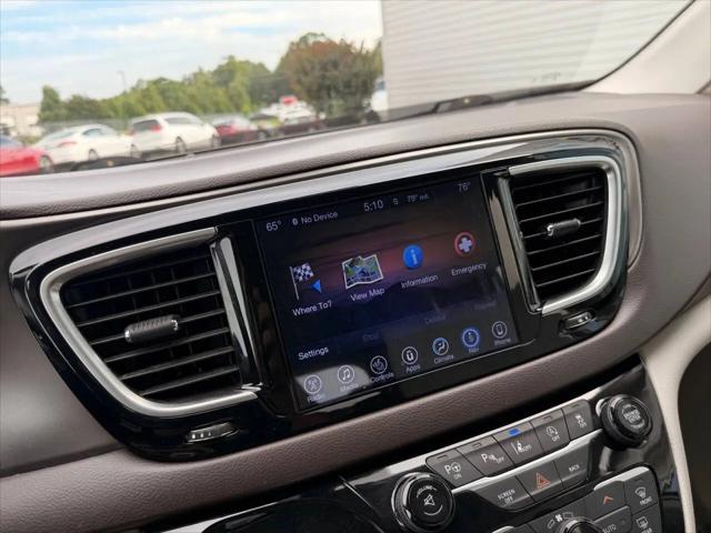 2017 Chrysler Pacifica Touring-L Plus