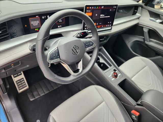 2025 Volkswagen Tiguan 2.0T SE R-Line Black