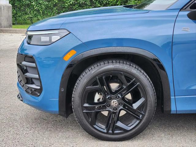 2025 Volkswagen Tiguan 2.0T SE R-Line Black