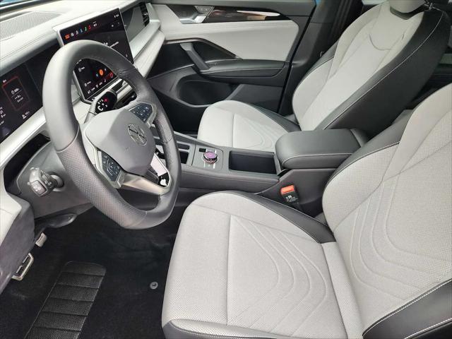 2025 Volkswagen Tiguan 2.0T SE R-Line Black