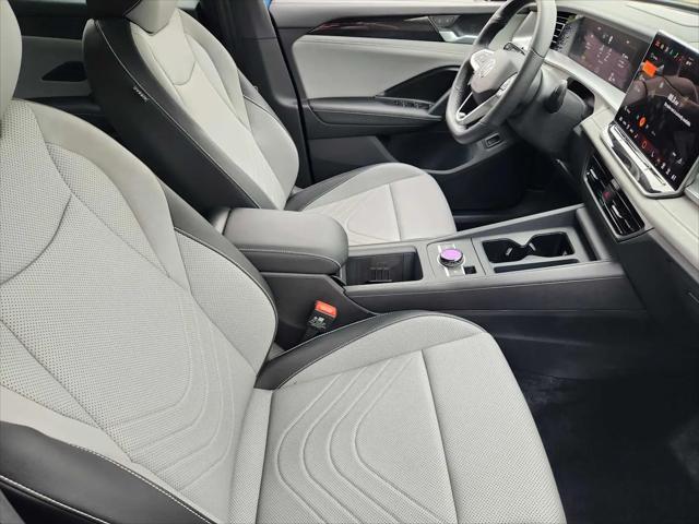 2025 Volkswagen Tiguan 2.0T SE R-Line Black