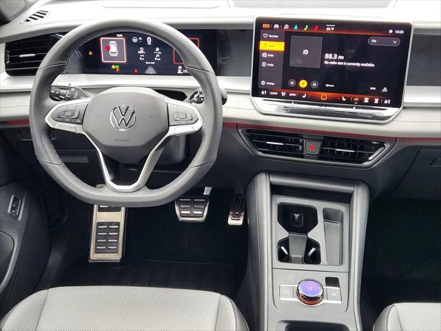 2025 Volkswagen Tiguan 2.0T SE R-Line Black