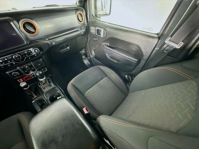 2022 Jeep Gladiator Sport