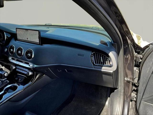 2022 Kia Stinger GT-Line