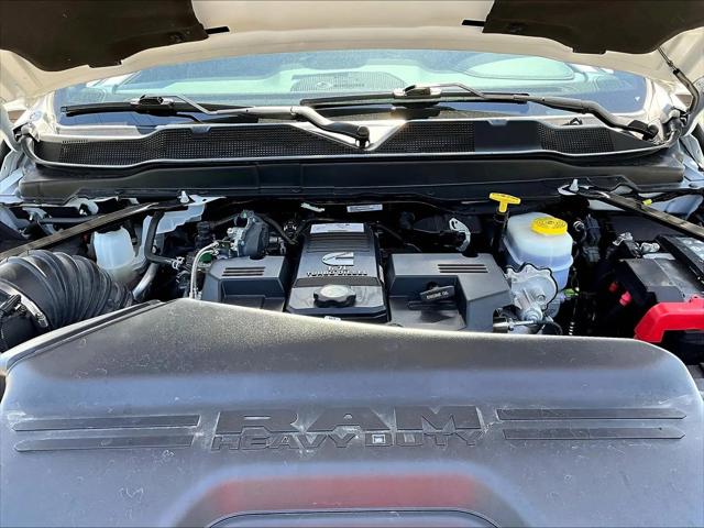 2024 Ram 3500 Laramie Crew Cab 4x4 6'4" Box