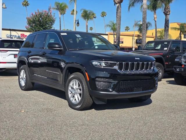 2026 Jeep Grand Cherokee Altitude 4x2 for sale in San Fernando, CA