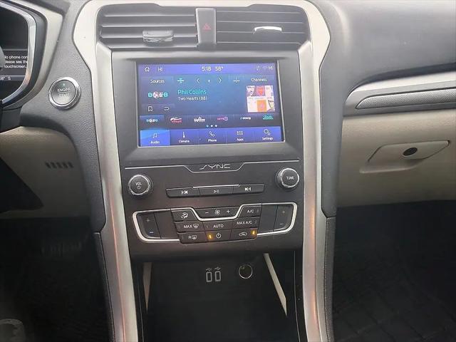 2020 Ford Fusion SE