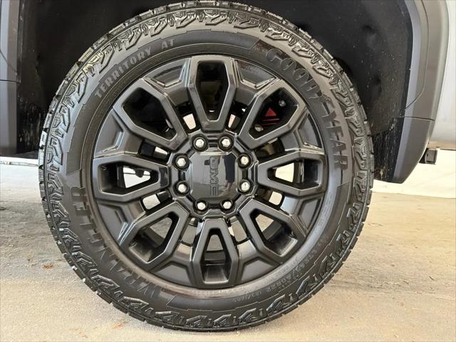 2024 GMC Sierra 2500HD 4WD Crew Cab Standard Bed AT4
