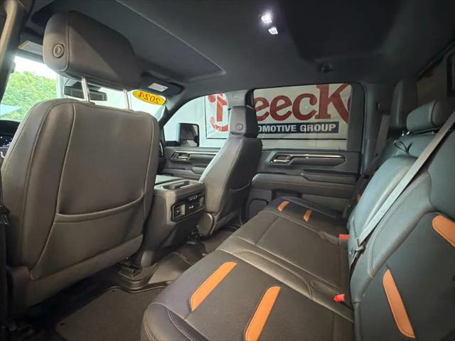 2024 GMC Sierra 2500HD 4WD Crew Cab Standard Bed AT4