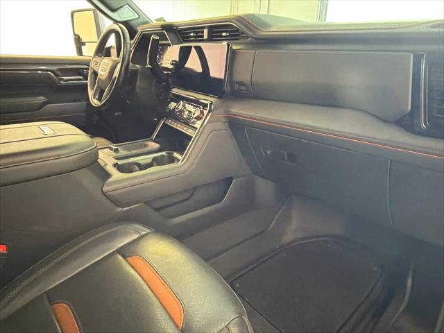 2024 GMC Sierra 2500HD 4WD Crew Cab Standard Bed AT4