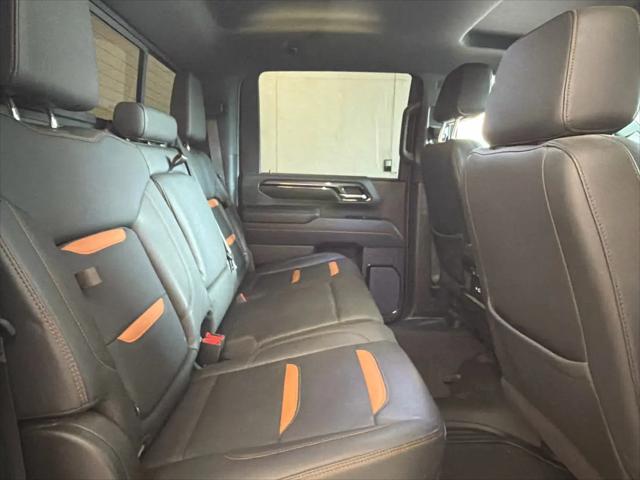 2024 GMC Sierra 2500HD 4WD Crew Cab Standard Bed AT4