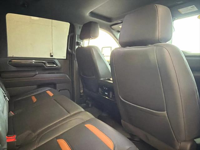 2024 GMC Sierra 2500HD 4WD Crew Cab Standard Bed AT4