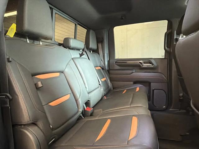 2024 GMC Sierra 2500HD 4WD Crew Cab Standard Bed AT4