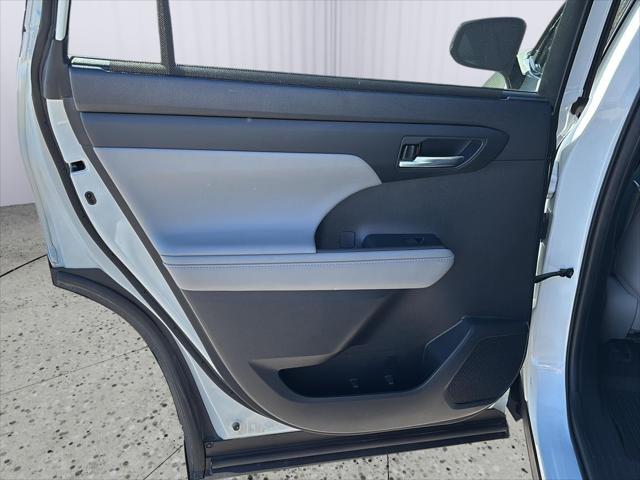 2020 Toyota Highlander Hybrid XLE