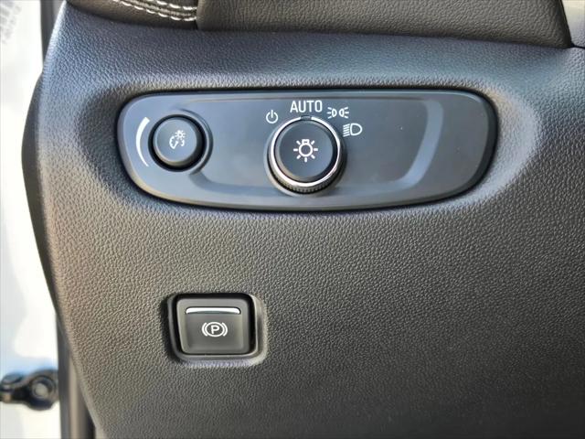 2025 Chevrolet Blazer AWD 2LT