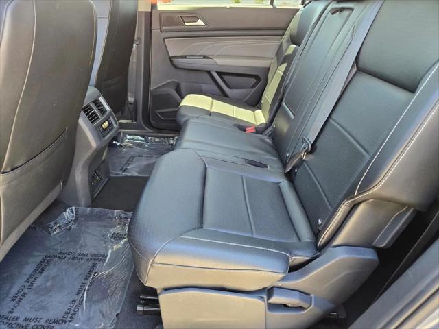 2021 Volkswagen Atlas 3.6L V6 SE w/Technology