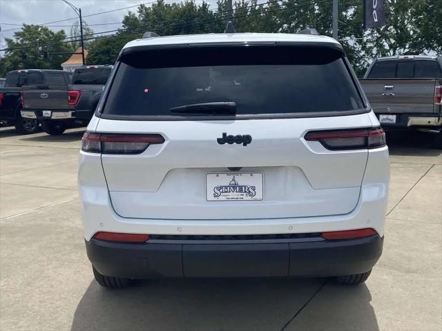 2026 Jeep Grand Cherokee L Altitude 4x2