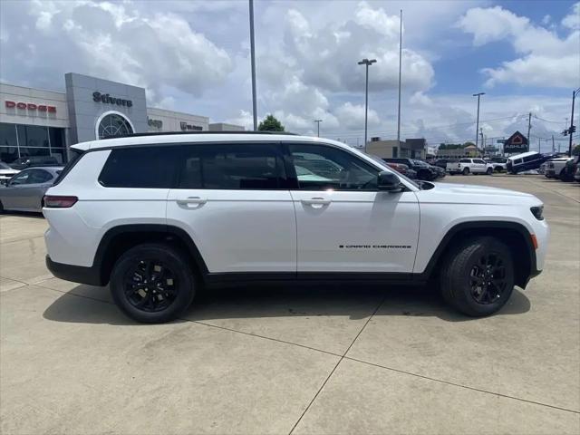 2026 Jeep Grand Cherokee L Altitude 4x2
