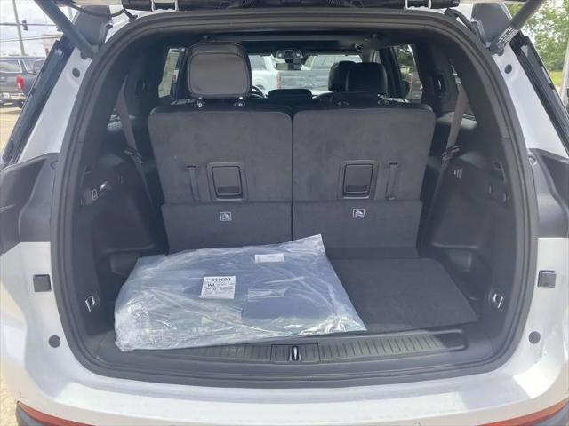 2026 Jeep Grand Cherokee L Altitude 4x2