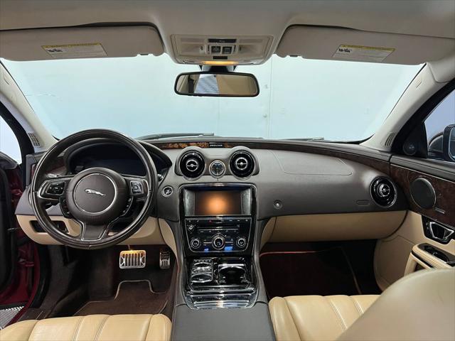 2014 Jaguar XJ Base w/ AWD