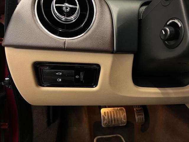 2014 Jaguar XJ Base w/ AWD