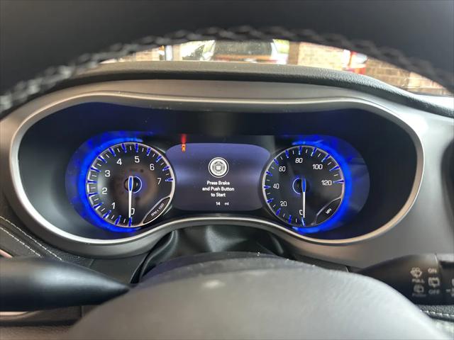2027 Chrysler Pacifica Select AWD