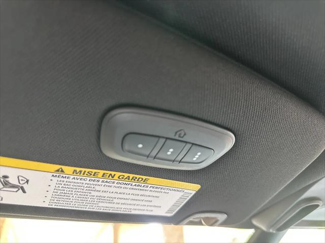 2027 Chrysler Pacifica Select AWD