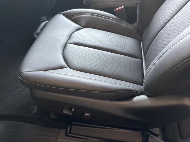 2027 Chrysler Pacifica Select AWD