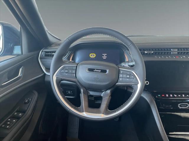 2026 Jeep Grand Cherokee L Altitude 4x2