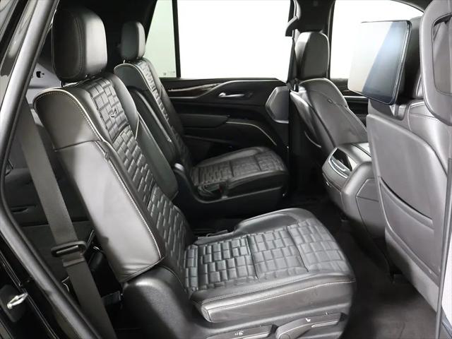 2023 Cadillac Escalade 4WD Sport Platinum