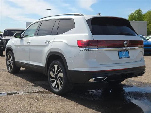 2026 Volkswagen Atlas SE with Technology