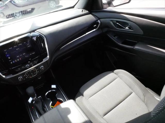 2023 Chevrolet Traverse FWD LT Cloth