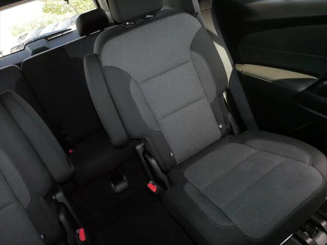 2023 Chevrolet Traverse FWD LT Cloth