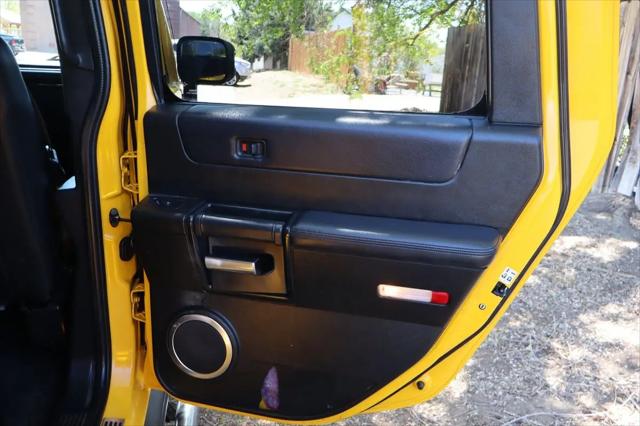 2006 HUMMER H2 Base