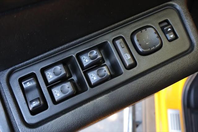 2006 HUMMER H2 Base